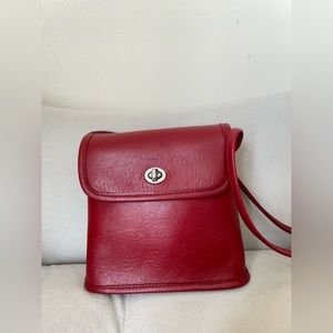 COACH VINTAGE RED LEATHER TANGO CROSSBODY BAG 9049